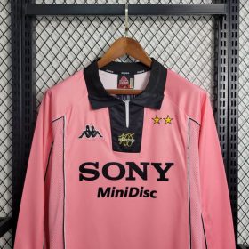 Retro Juventus 1997/98 Away Long Sleeve Jersey - Image 2