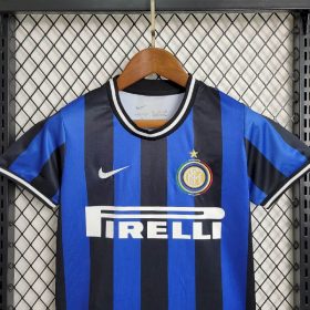 Inter Milan 2009/10 Home Kids Kit - Image 2