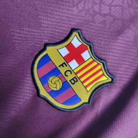 Retro Barcelona 2017/18 Third Jersey - Image 8