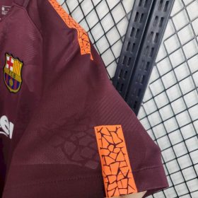 Retro Barcelona 2017/18 Third Jersey - Image 3