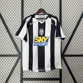 Retro Juventus 2004/05 Home Jersey