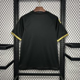 Retro Juventus 2015/16 Third Jersey - Image 2
