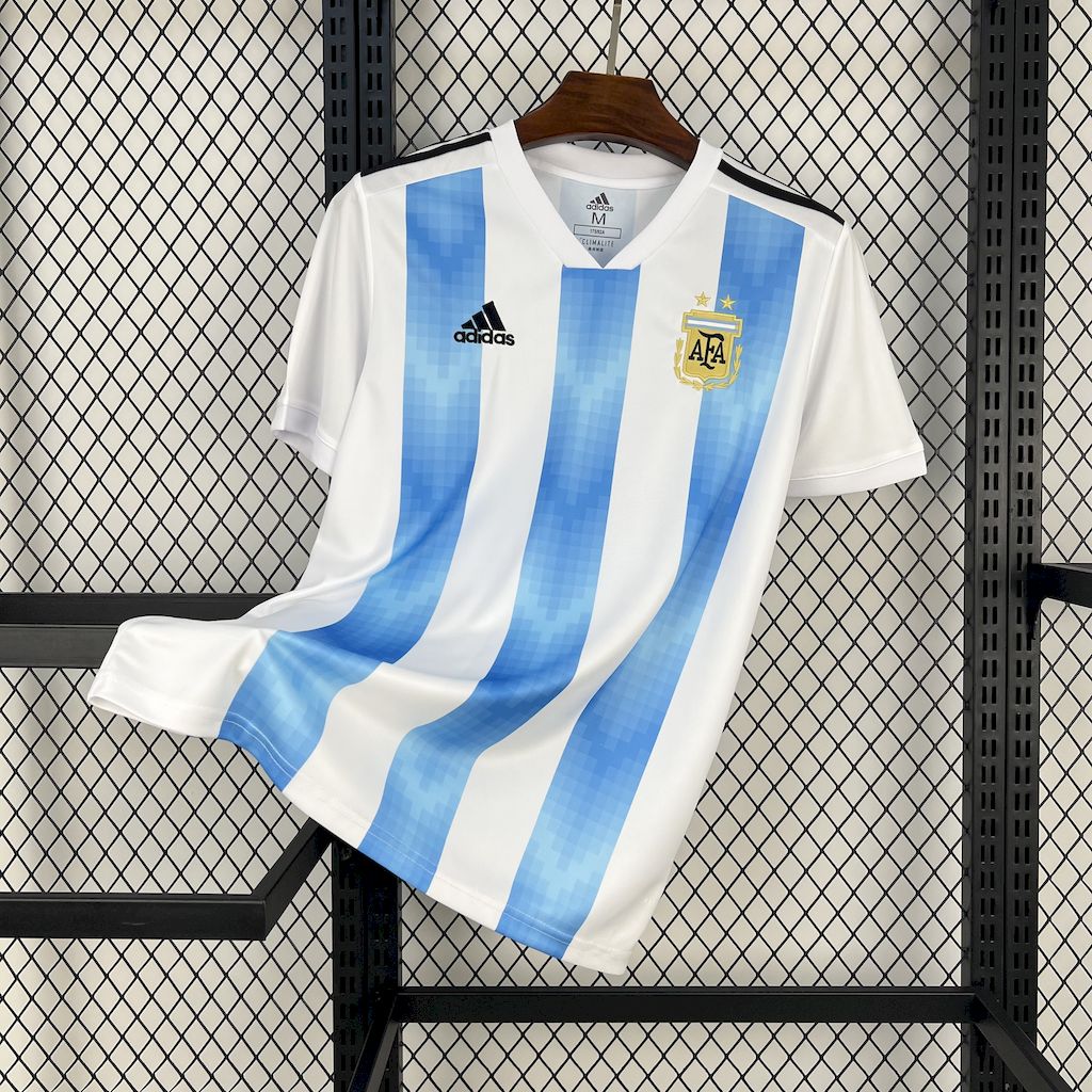 2024111207255534.jpg Retro Argentina 2018 Home Jersey - Image 1
