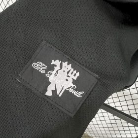 Retro Manchester United 2007/08 Third Jersey - Image 9