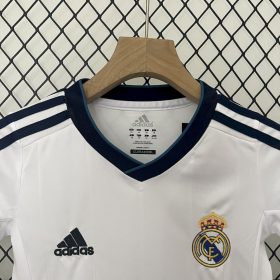 Retro Real Madrid 2012/13 Home Kids Kit - Image 7