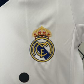 Retro Real Madrid 2012/13 Home Kids Kit - Image 9