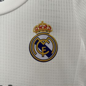 Retro Real Madrid 2015/16 Home Kids Kit - Image 3