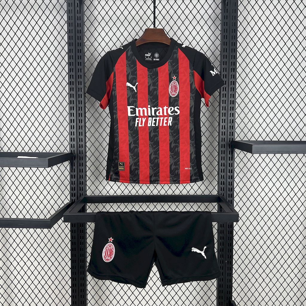 2025041514534492.jpg Kids AC Milan 2025/26 Home Kit - Image 1