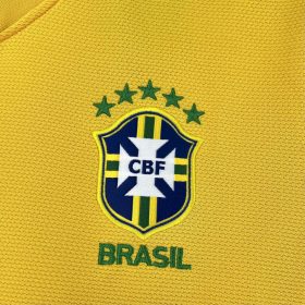 Retro Brazil 2012/13 Home Jersey - Image 6