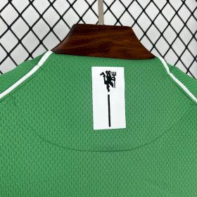 Retro Manchester United 2007/08 Goalkeeper  Long Sleeve Jersey - Image 3