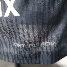 Mens Pumas UNAM 2025/26 Goalkeeper Jersey Player Version - Image 9