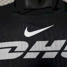 Mens Pumas UNAM 2025/26 Goalkeeper Jersey Player Version - Image 4