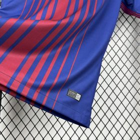 Retro Barcelona 2017/18 Home Jersey - Image 3