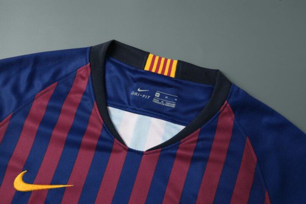 Retro Barcelona 2018/19 Home Jersey - Image 7