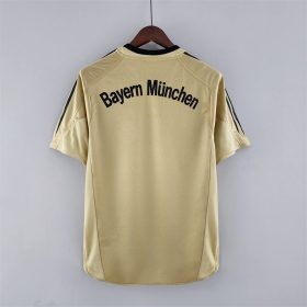 Retro Bayern Munich 2004/05 Away Jersey - Image 9
