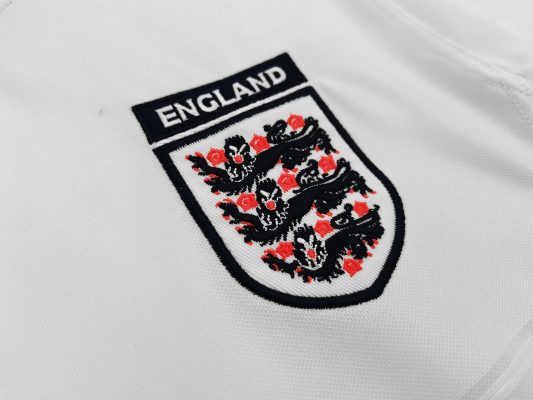 Retro England 1999/01 Home Jersey - Image 2