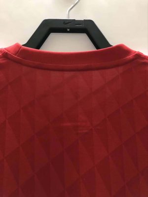 Retro Liverpool 2010/2012 Home Long Sleeve Jersey - Image 6
