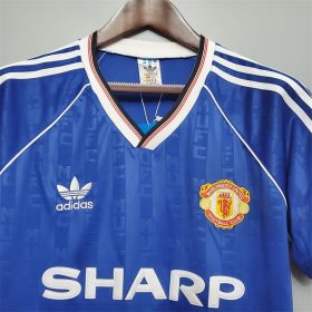 Retro Manchester United 1988/90 Third Jersey - Image 2