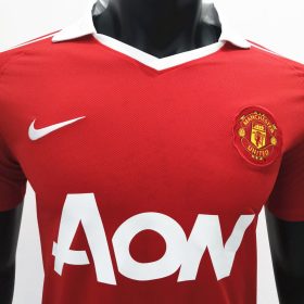Retro Manchester United 2010/11 Home Jersey - Image 2