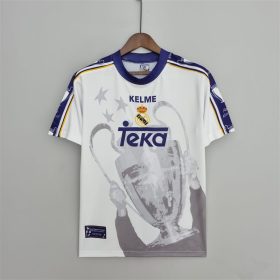 Retro Real Madrid 1997/98 Champions League 7 Champions Commemorative Jersey - Image 2