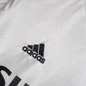 Retro Real Madrid 2004/05 Home Jersey - Image 4