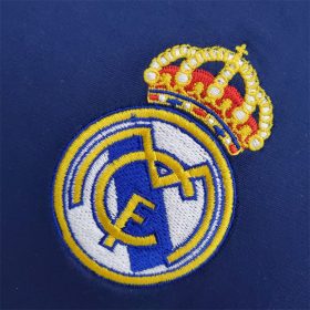 Retro Real Madrid 2005/06 Away Jersey - Image 5