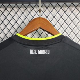 Retro Real Madrid 2010/11 Away Long Sleeve Jersey - Image 6