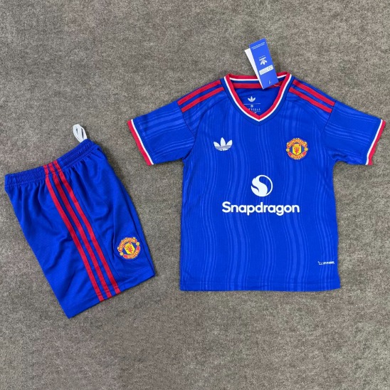 ScreenShot_2026-07-29_202144_513 Kids Manchester United 2026/27 Away Kit - Image 1